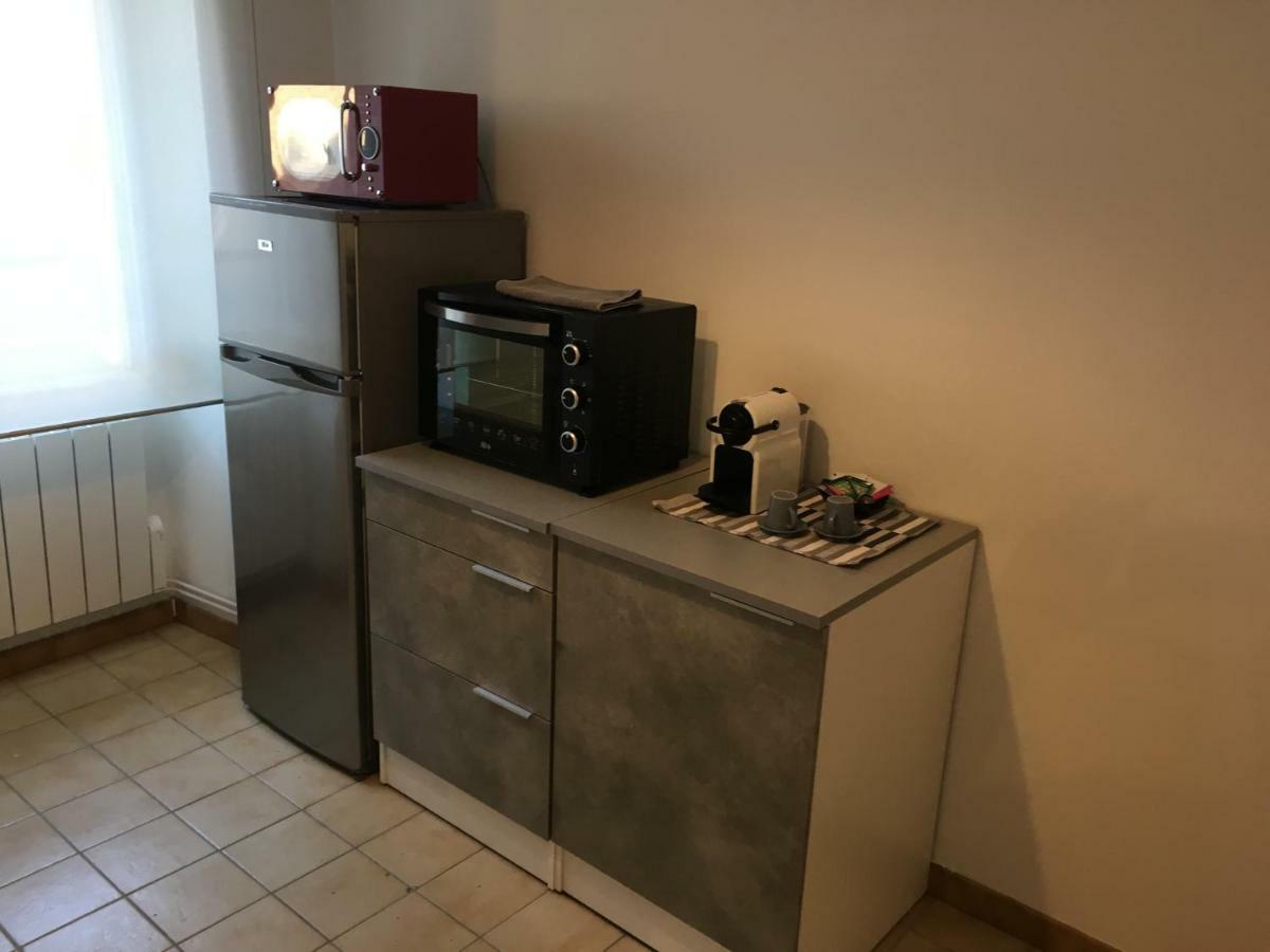 Charmant T2 Rdc Dans Residence Avec Parc Arbore Saint-Pierre-le-Moûtier Kültér fotó