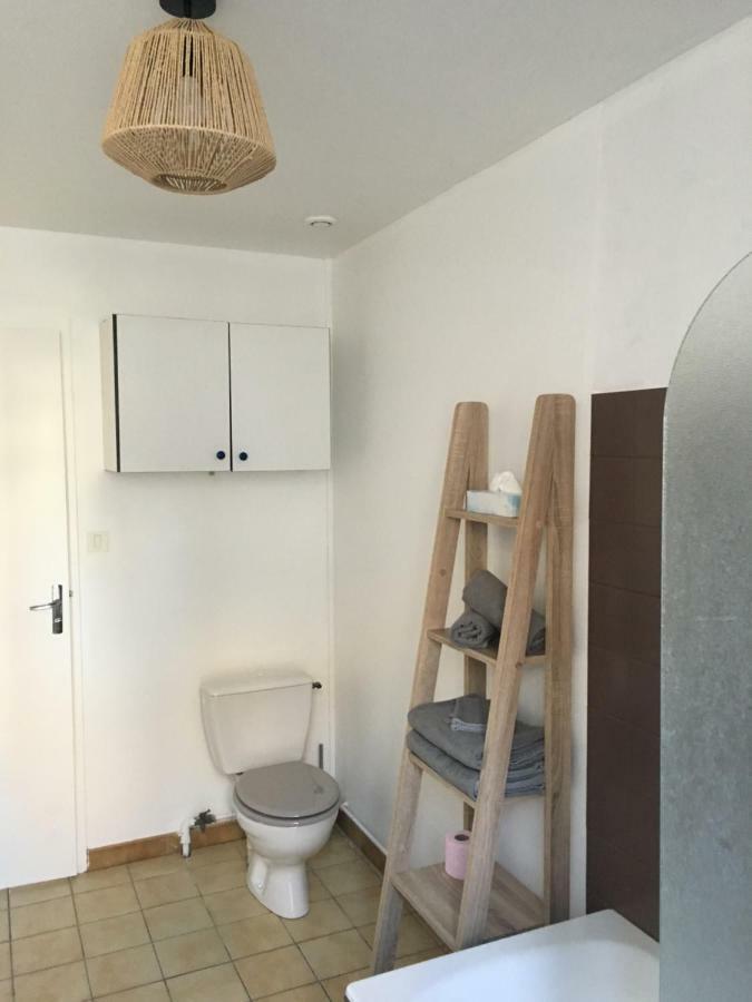 Charmant T2 Rdc Dans Residence Avec Parc Arbore Saint-Pierre-le-Moûtier Kültér fotó
